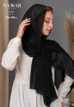 طرحة شيفون لون أسود سادة
