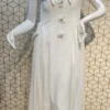 ابيض